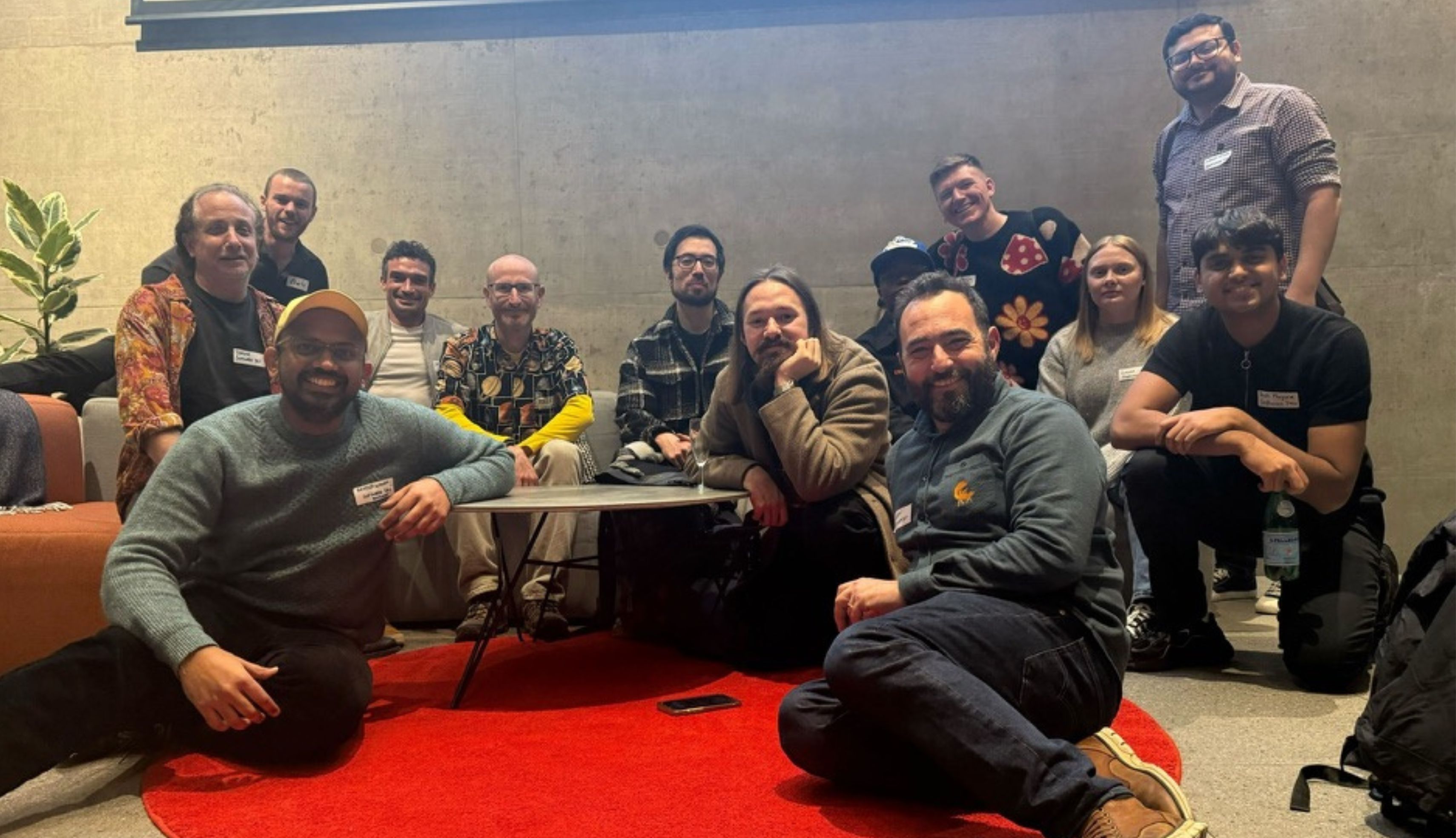 The alumni of September 2025 smiling. 